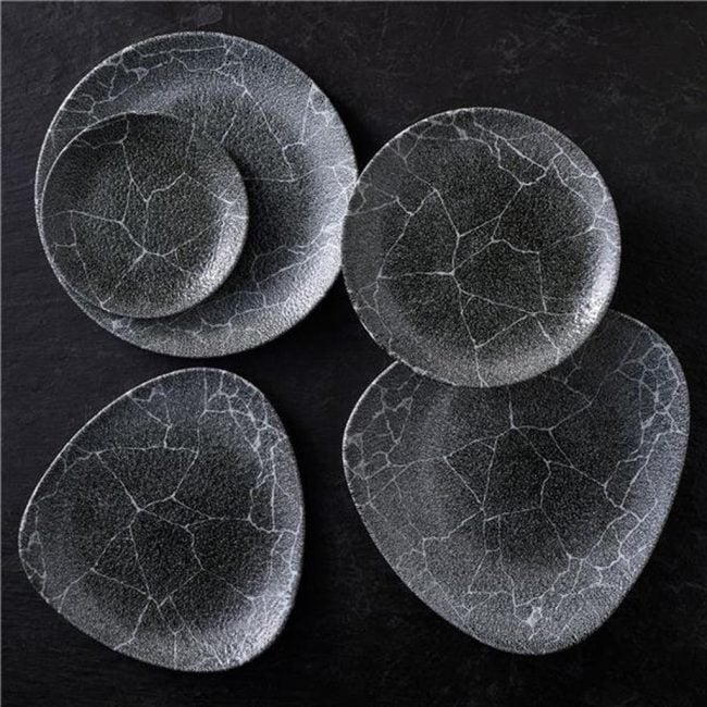 Piatto piano triangolare kintsugi reverse quartz black cm.26,5