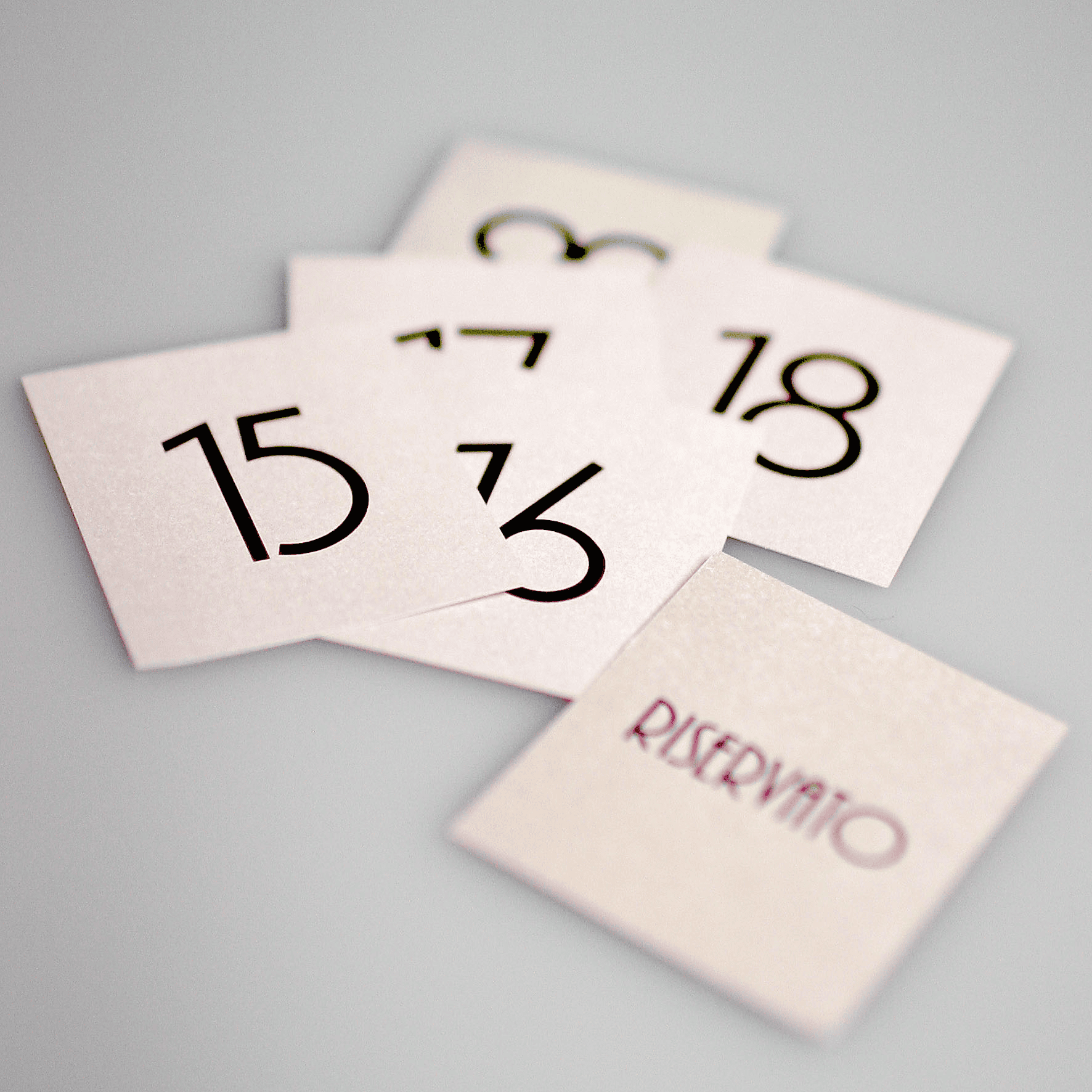 Confezione 10 numeri per segnaposto cone 21-30