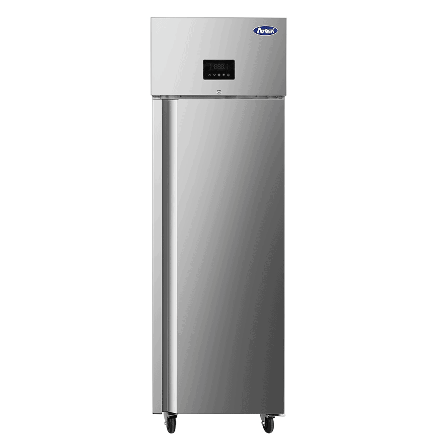 Armadio frigo pbf premium line 700 bt -17°-22°c. gas r600a 
dotazione 4 griglie gn 2/1 – guide stampate – isolamento spessore 90 mm.
dim.: l.714 x p.830 x h.2065 mm.